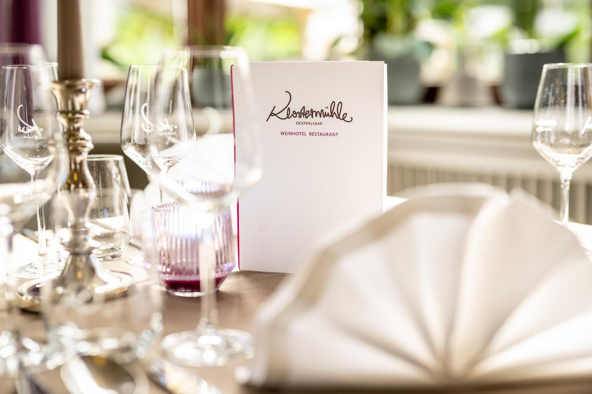 Weinhotel Restaurant Klostermuehle Ockfen Exterior foto