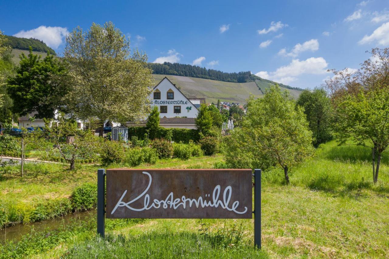 Weinhotel Restaurant Klostermuehle Ockfen Exterior foto